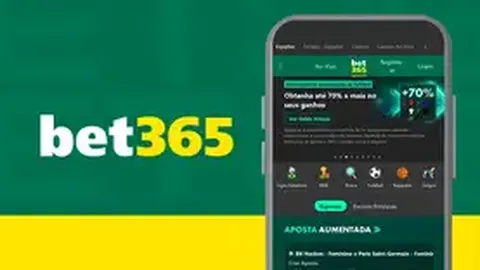 新鹏城队黄衣对阵海港，门将球衣蓝紫配色引热议